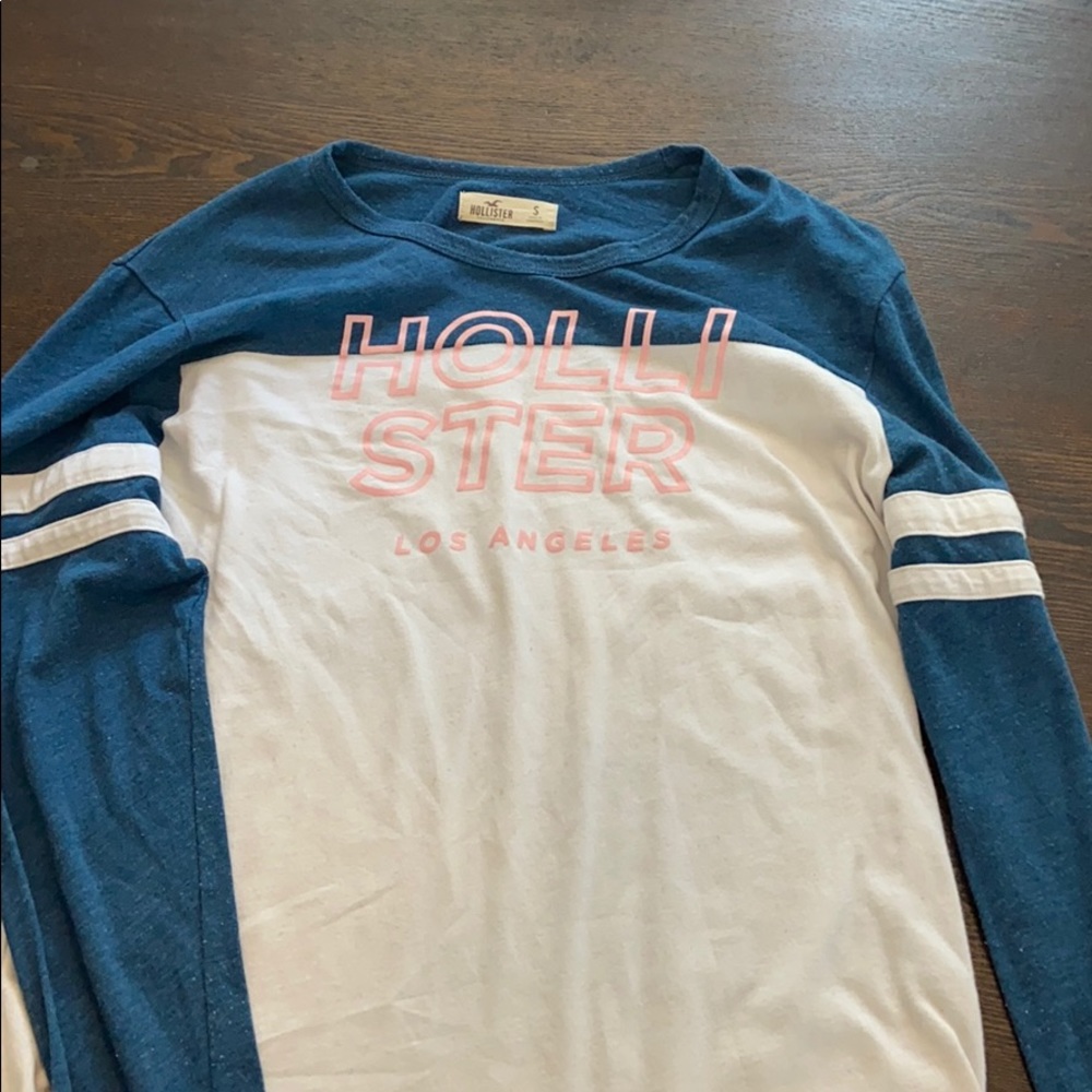 Long sleeve hollister shirt